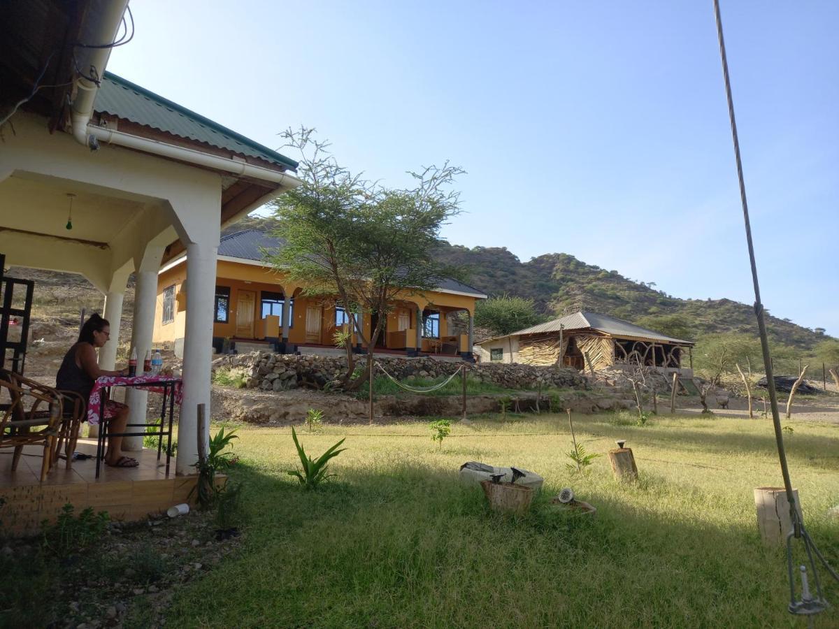 Lake Natron Maasai Guesthouse Mtowabaga Kültér fotó