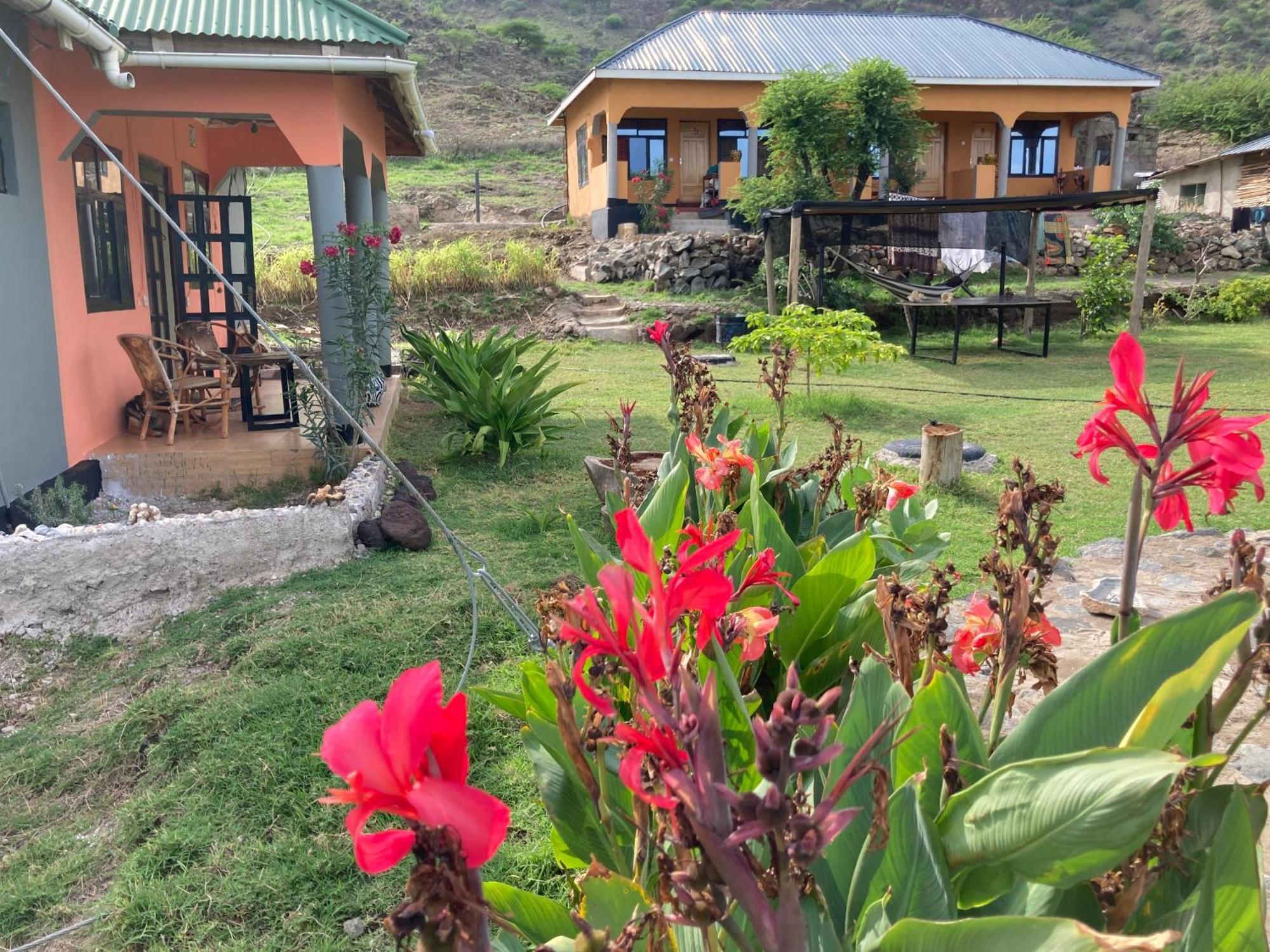 Lake Natron Maasai Guesthouse Mtowabaga Kültér fotó