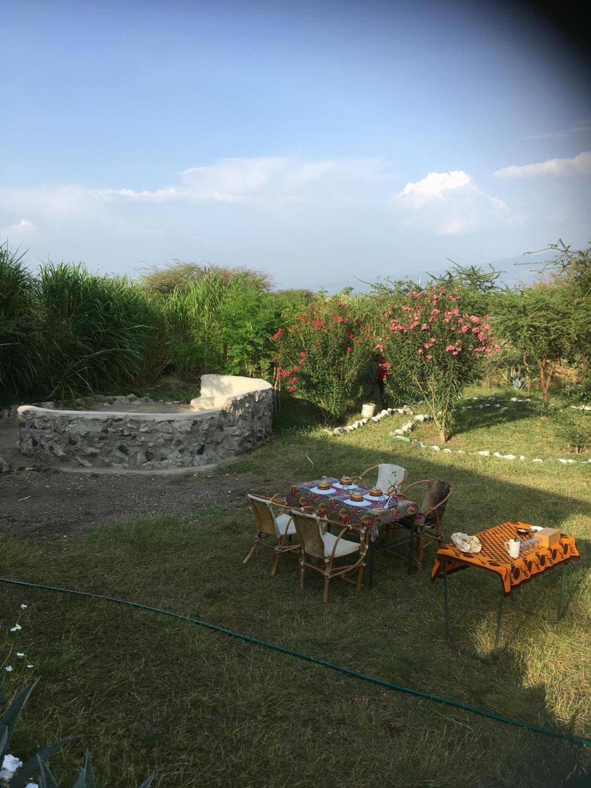 Lake Natron Maasai Guesthouse Mtowabaga Kültér fotó