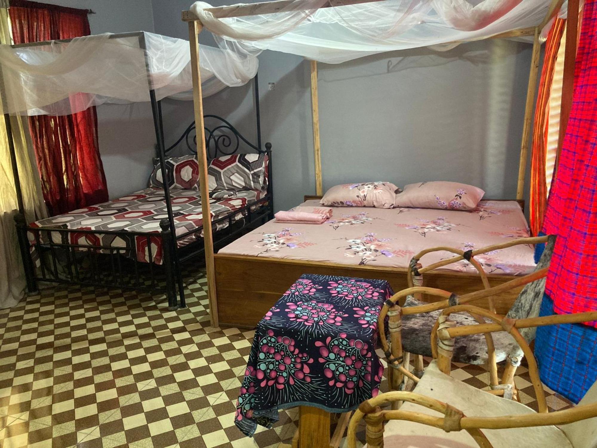 Lake Natron Maasai Guesthouse Mtowabaga Kültér fotó